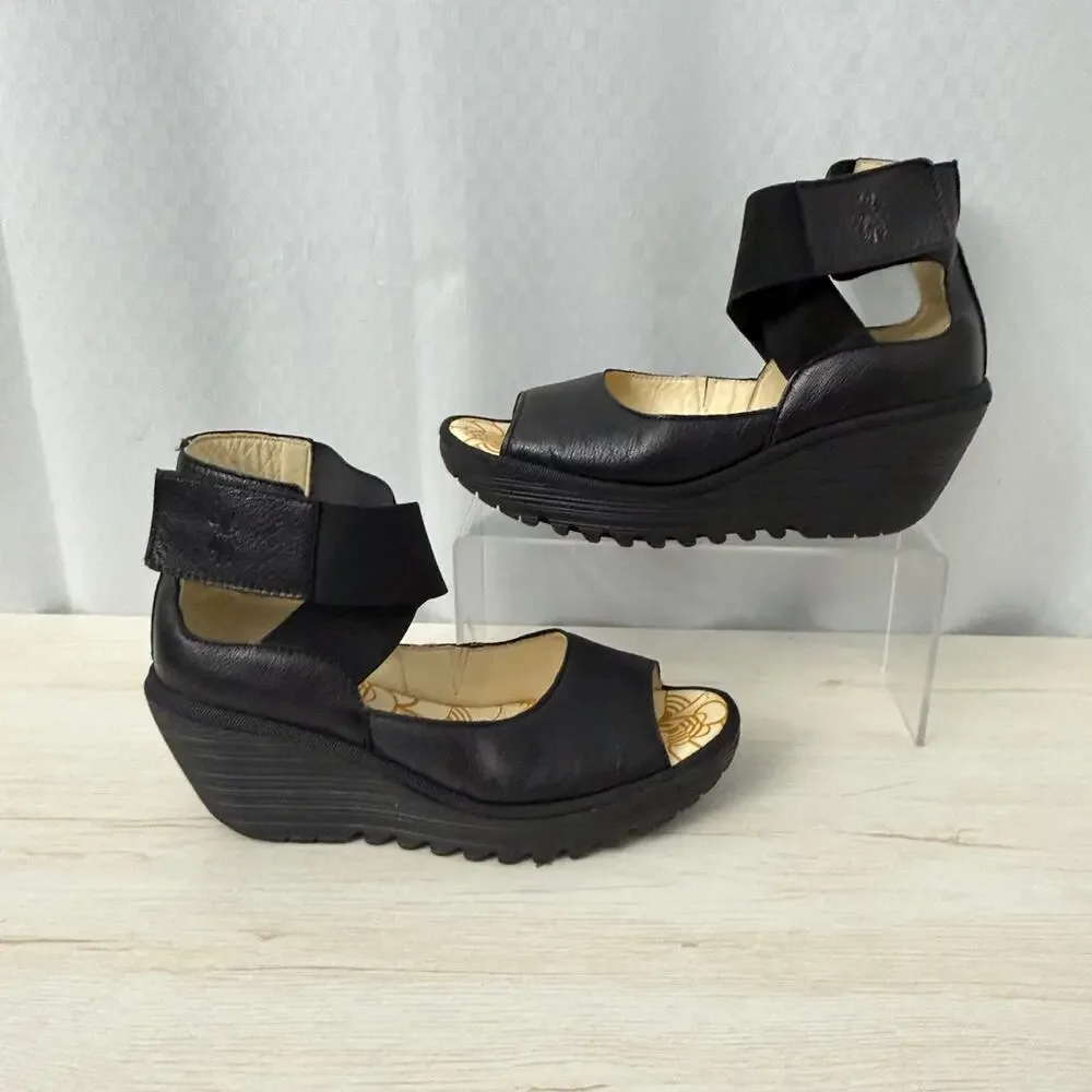Fly London Yefi Wedge Sandals Womens Size 8 Black Leather YEFI473FLY 39